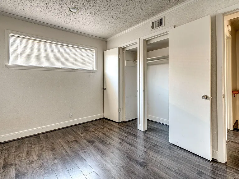 4321 Hazard St #9 — Photo 8