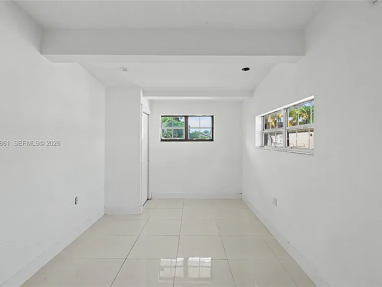 10710 SW 43rd Ln #1 — Photo 6