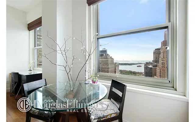 Rented by Douglas Elliman | media 38