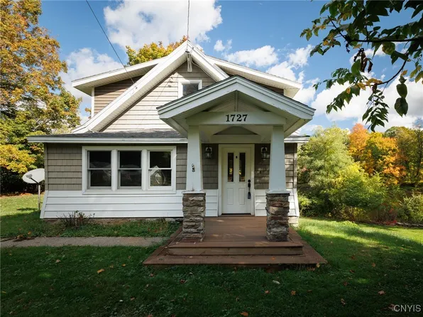 1725 Huntington St, Watertown, NY 13601