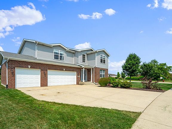 2nd image of 25050 Sycamore Dr