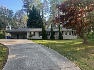 1430 Loch Lomond Trl SW, Atlanta, GA 30331