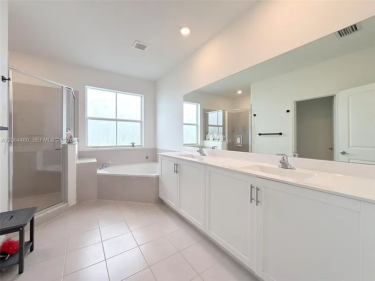 2636 SE 13th Ct — Photo 15