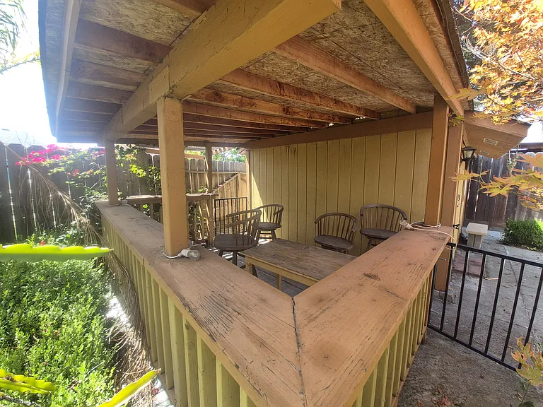 garden covered patio