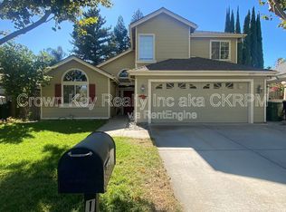 195 Redwood Ave, Tracy, CA 95376