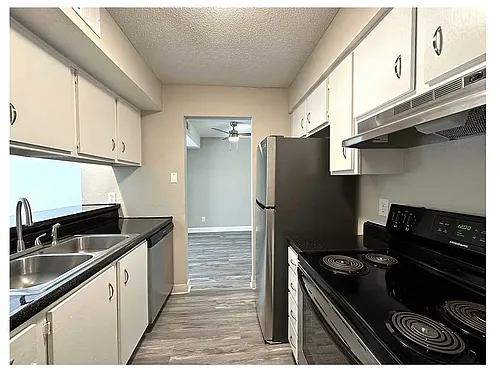 Hunters Glen Apartments Photo 1