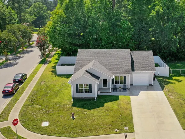 300 Nugget Trail, Elizabeth City, NC 27909