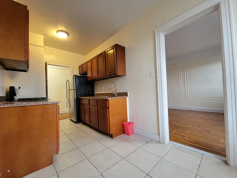 44-15 43rd Ave #214 — Photo 4