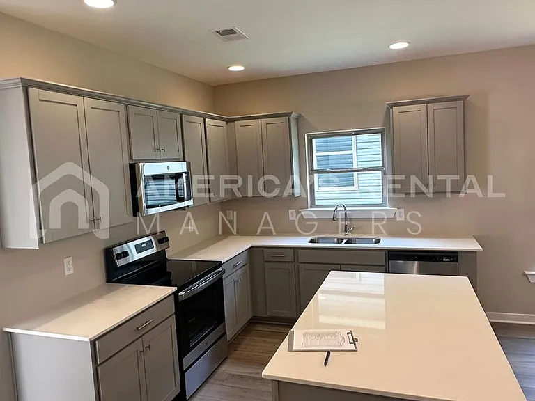 3761 Seaside Sparrow Cir — Photo 4