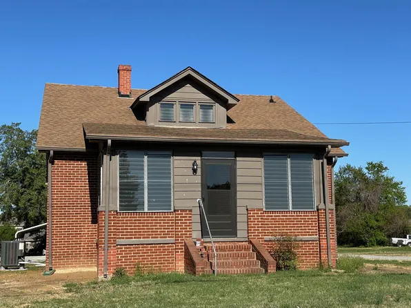 8172 Shady Grove Rd, Mechanicsville, VA 23111