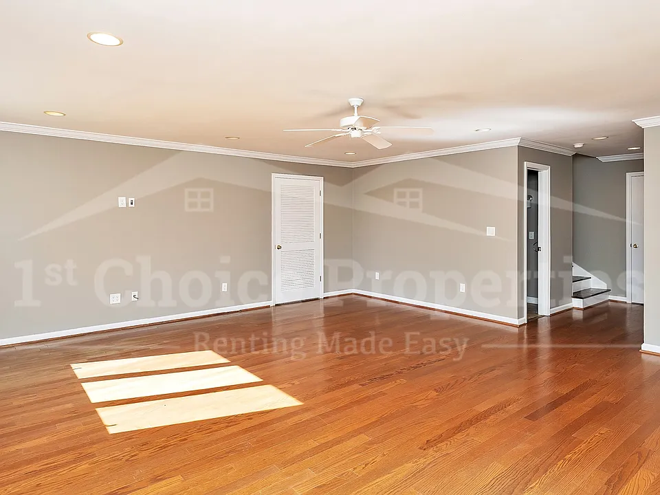 2005 Chestnut Rd