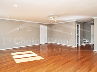 2005 Chestnut Rd, Vestavia Hills, AL 35216