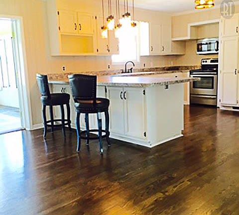 5th image of 1009 Peachtree Dr