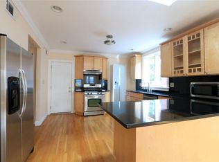 66 Line St #3, Somerville, MA 02143
