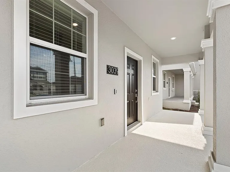 3039 Ella Way — Photo 2