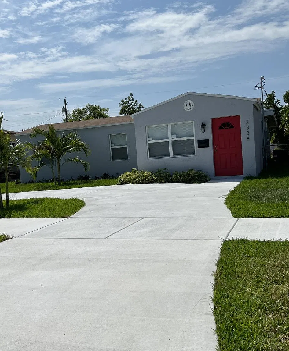 3 bed, 1500 sqft, $3,400 — Photo 1