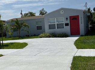 2338 Wilson St, Hollywood, FL 33020