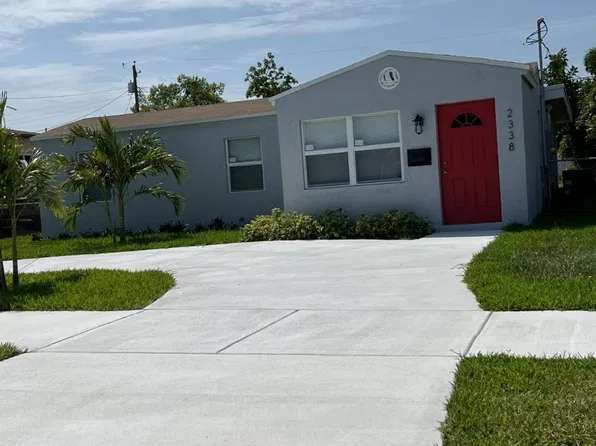 2338 Wilson St, Hollywood, FL 33020