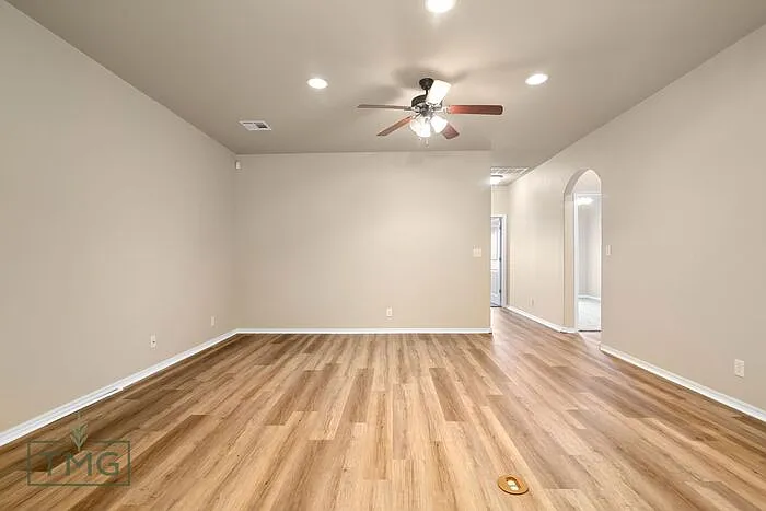 10507 N 139th East Ave — Photo 11