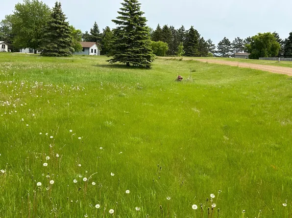 138 Park Cir, Ottertail, MN 56571