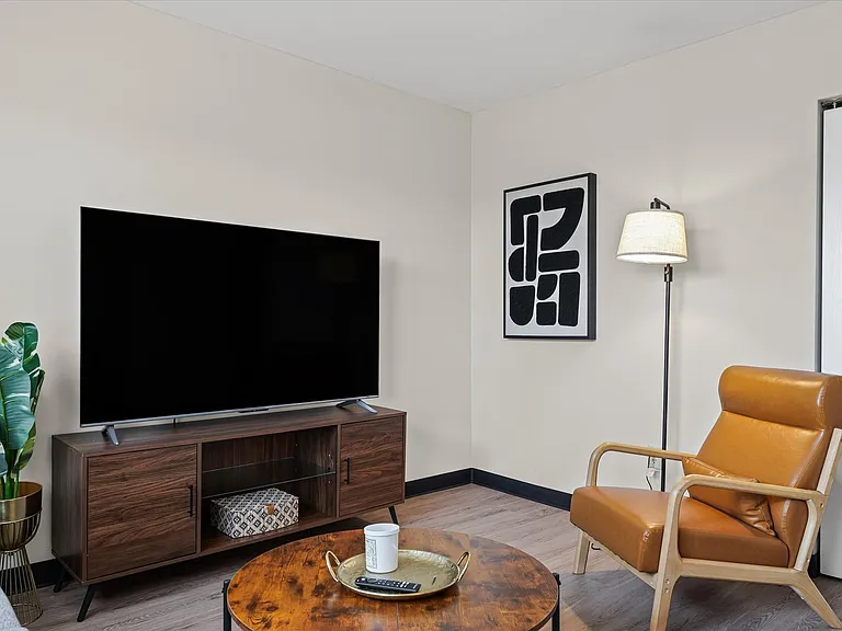 202 Nicholas Dr #B — Photo 13