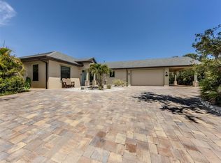 2565 Lemon Ave, Englewood, FL 34223