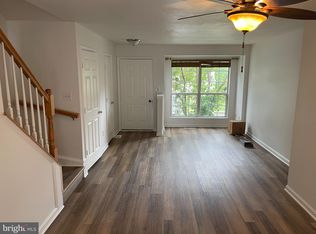 14108 Autumn Cir, Centreville, VA 20121
