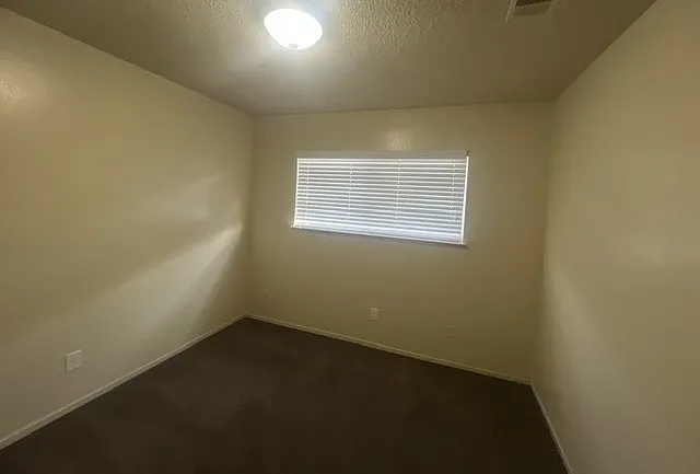 600 N Blackstone St #5 — Photo 5