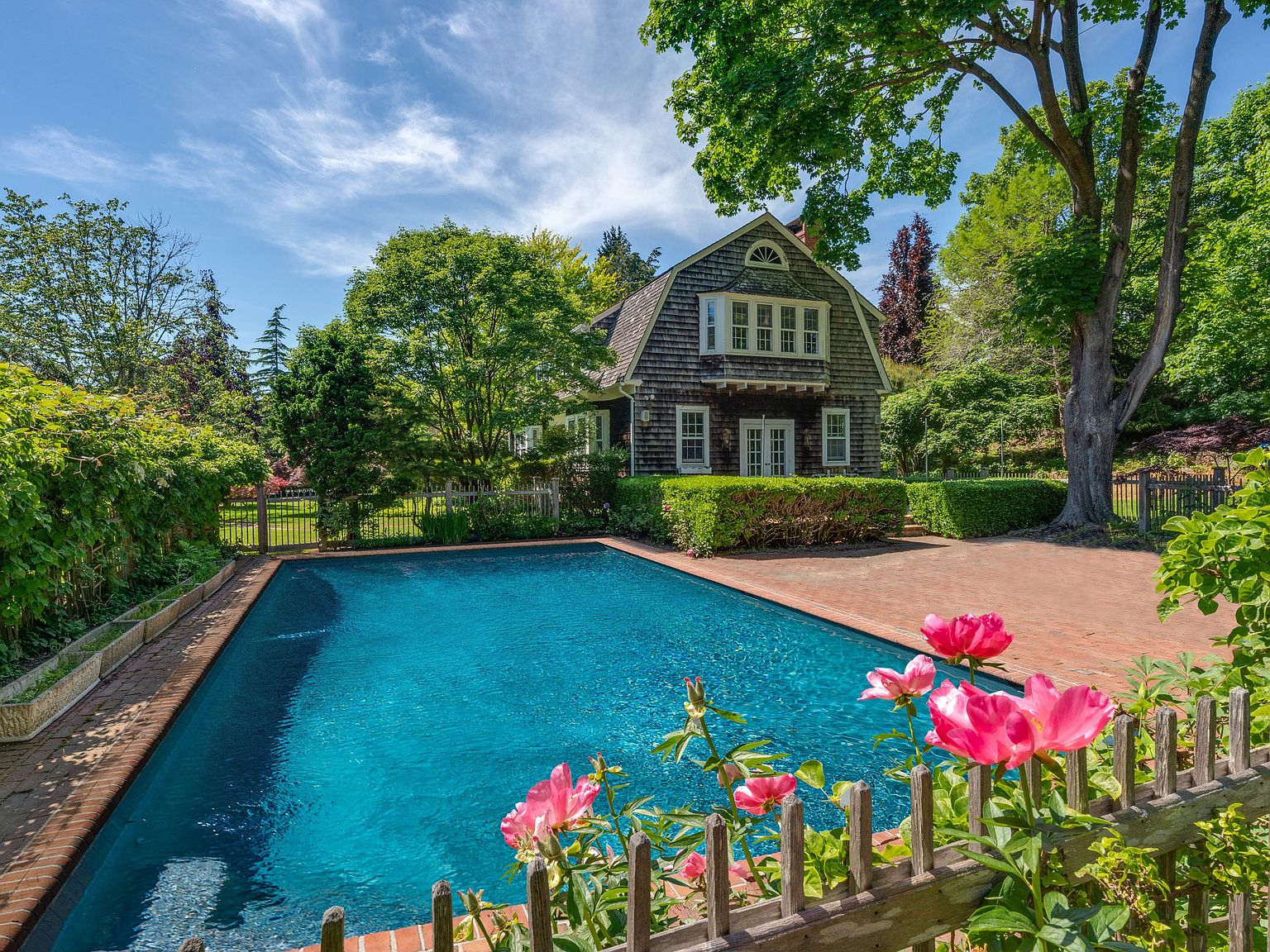 35 Baiting Hollow Rd, East Hampton, NY 11937 Zillow