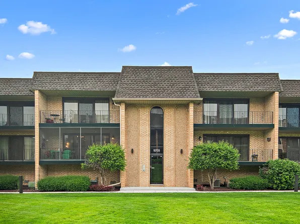 15703 Old Orchard Ct Unit 1S, Orland Park, IL 60462