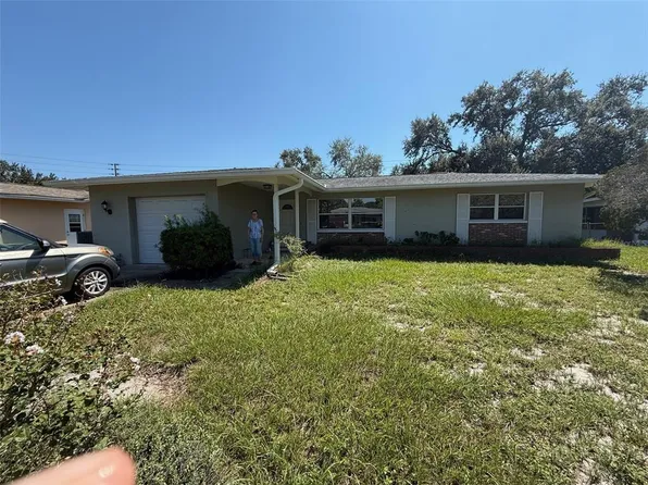 13740 94th Ave, Seminole, FL 33776