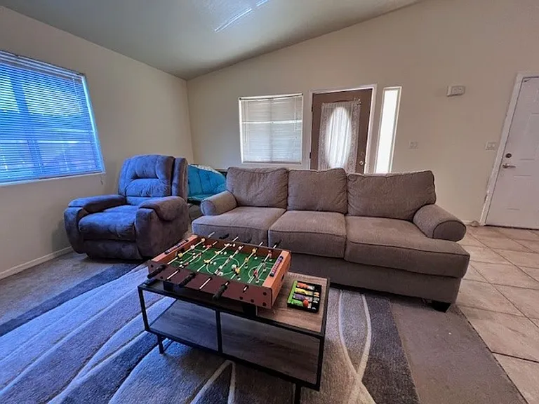 335 Riverwood Ln — Photo 5