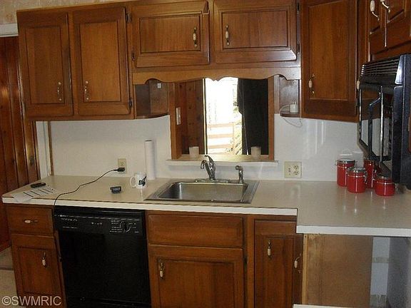 5th image of 1645 Winchester Dr