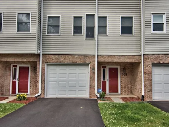 105 Junction Ave, Clarks Summit, PA 18411
