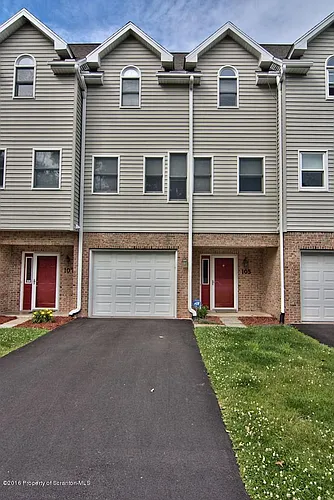 105 Junction Ave Photo 1