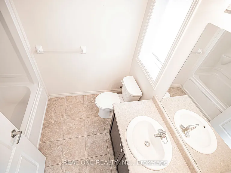 1440 Main St E #102 — Photo 17