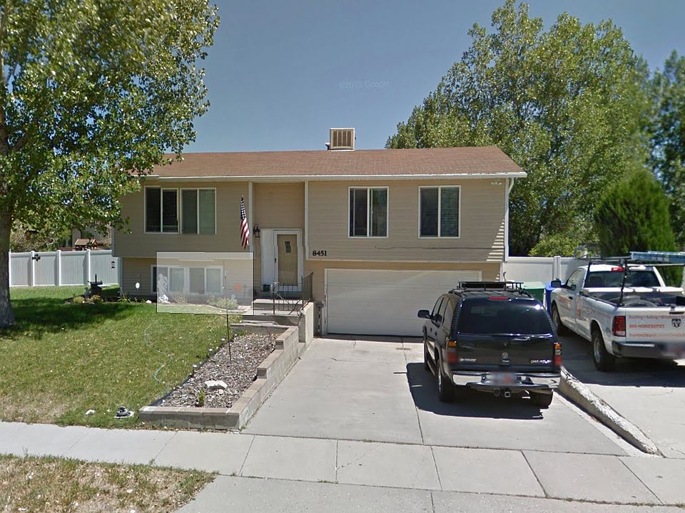 1st image of 8451 S McKenzie Ln