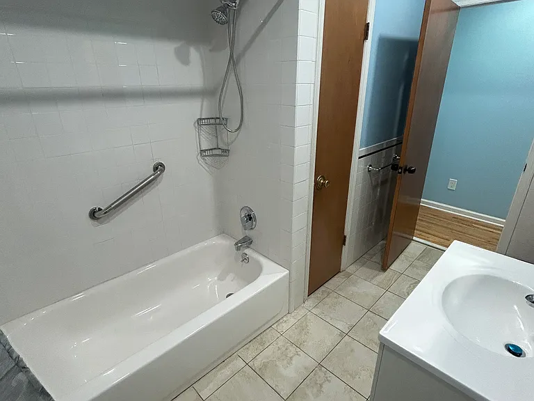 91 Harrison St #1 — Photo 6