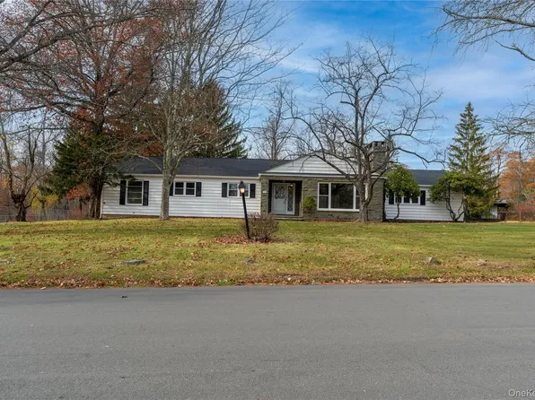 9 Randall Heights, Middletown, NY 10940