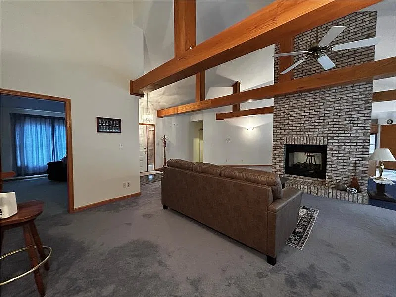 3 bed, $3,500 — Photo 3