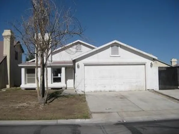 3836 Capsule Dr, Las Vegas, NV 89115