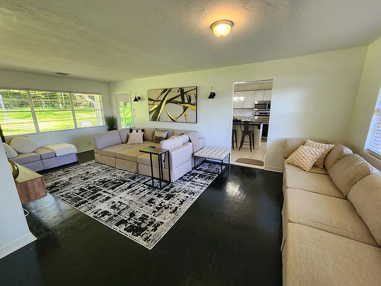 1730 W Tharpe St — Photo 5