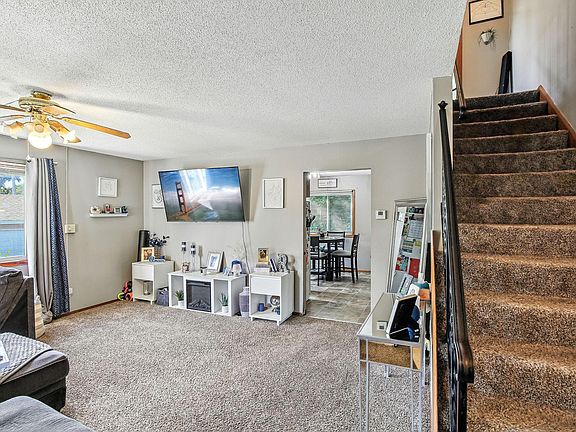 3rd image of 508 Shadyside Cir