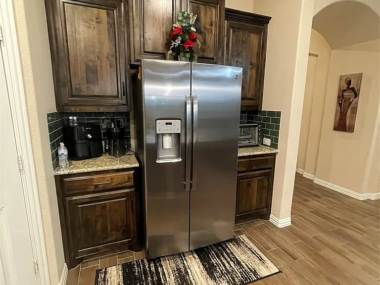 329 Prairie Ridge Ln — Photo 12