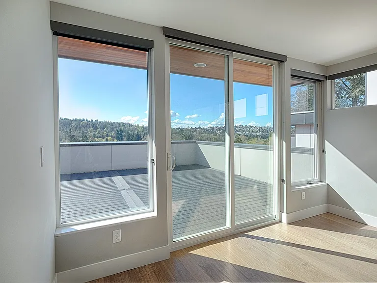 5028 Puget Blvd SW — Photo 35