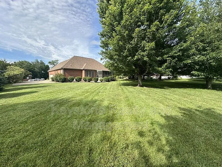 1025 Filmore Harris Rd — Photo 2