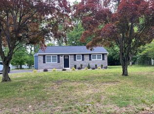 14 Brookside Dr, Howell, NJ 07731