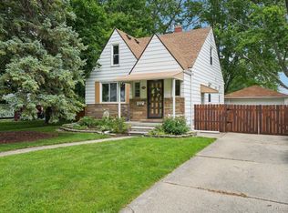 2038 Belton St, Garden City, MI