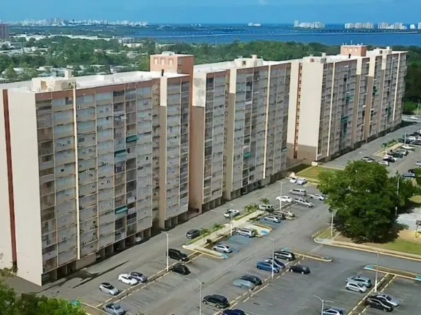 Edificio B Cond Torres De Cervantes APT 902, San Juan, PR 00924