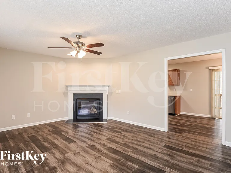 60 Cyra Ct — Photo 3